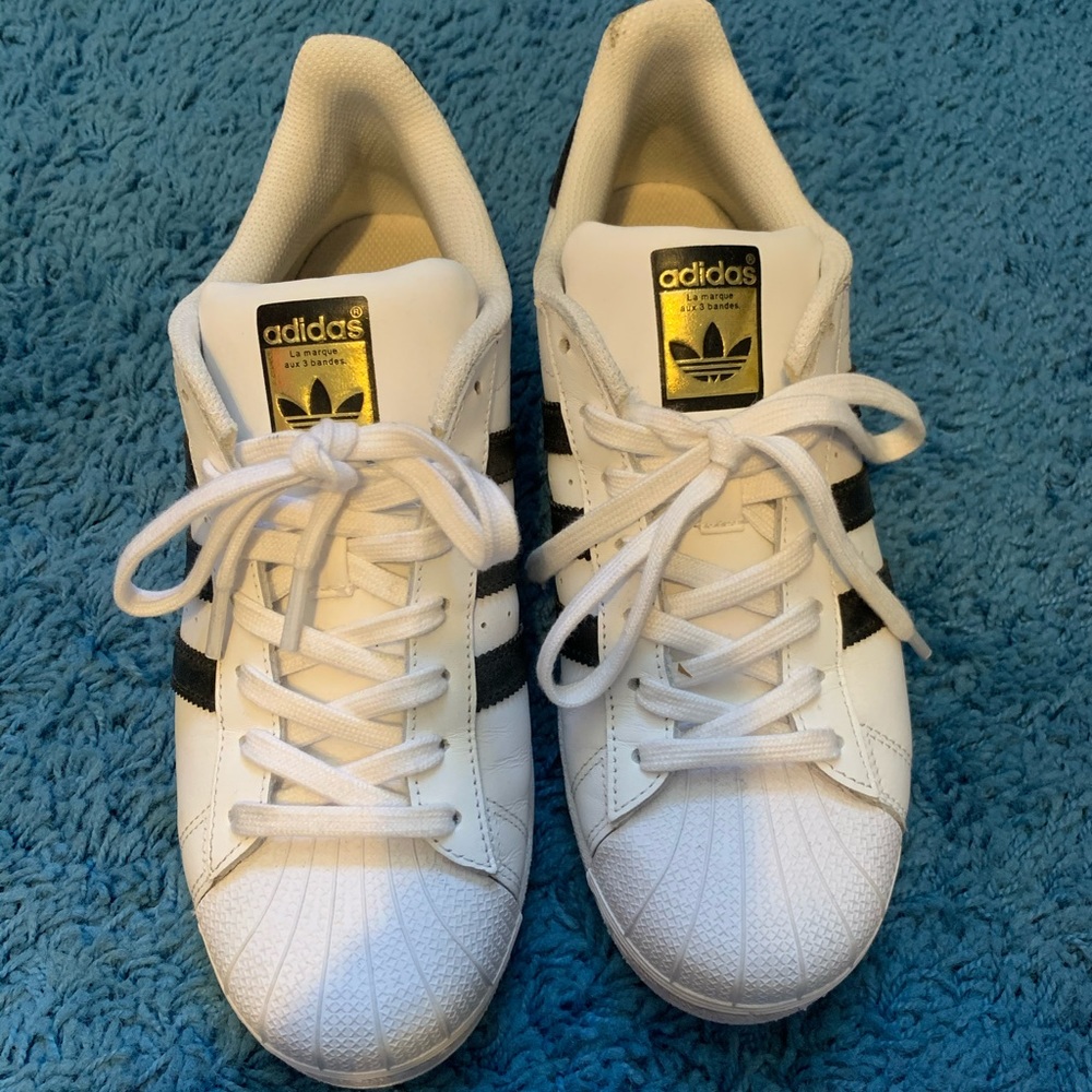 Adidas Superstar Sneakers